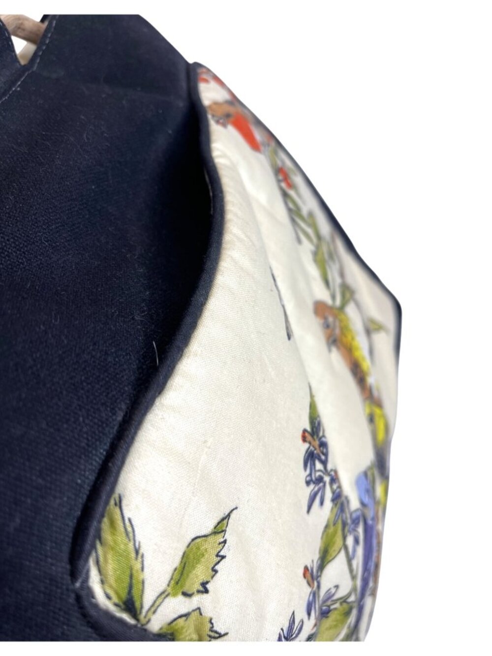 Tote Bag Quilted Fabric Purse Bird Berry Lined Black Round Handle Pocket Handbag - Picture 7 of 12
